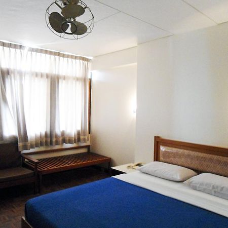 Ubon Hotel Ubonratcsathani Kültér fotó