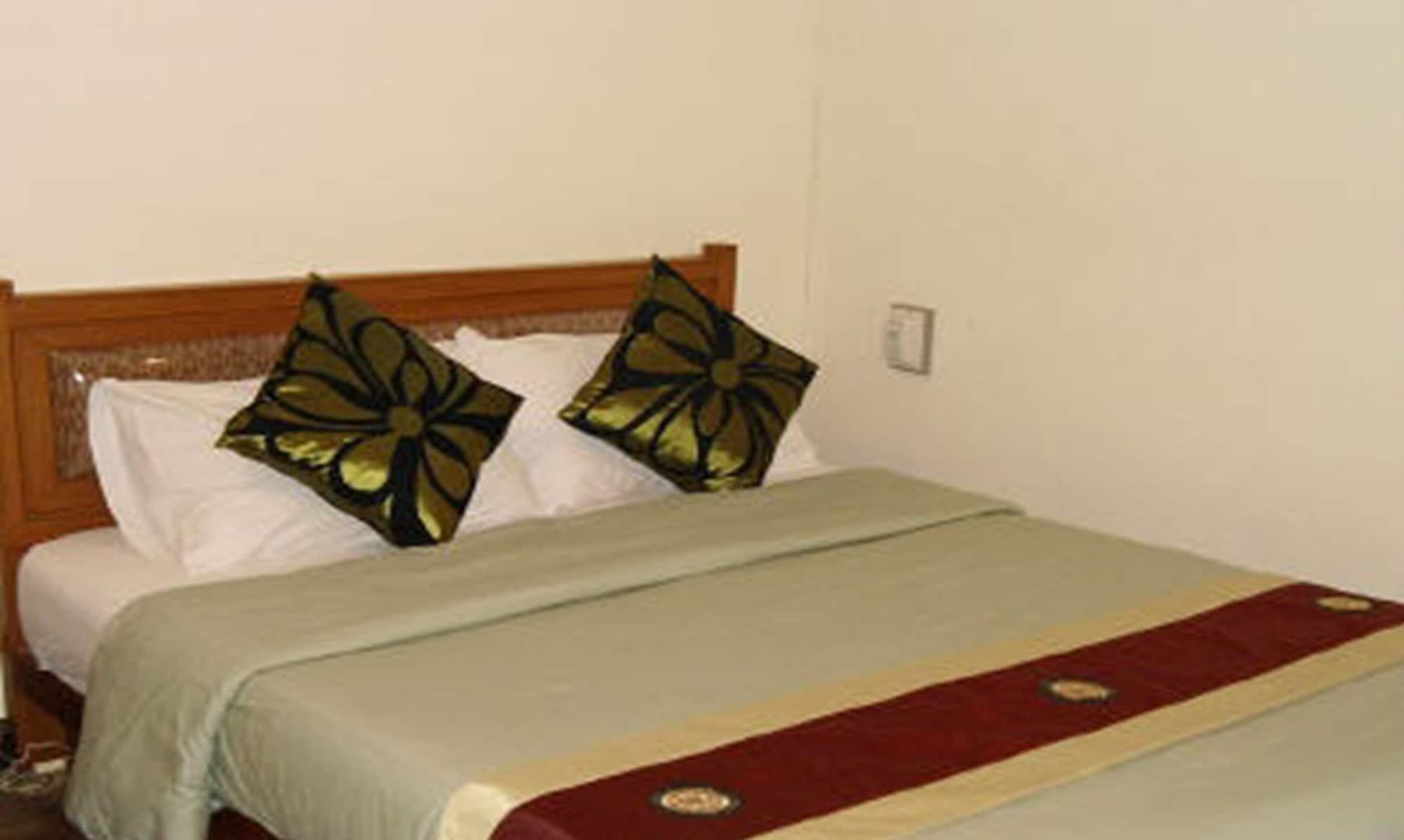 Ubon Hotel Ubonratcsathani Kültér fotó