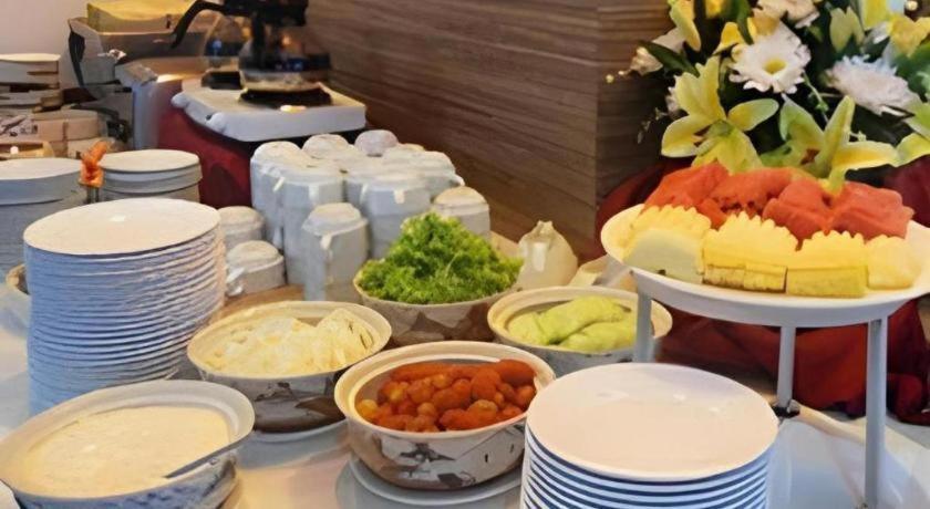 Ubon Hotel Ubonratcsathani Kültér fotó