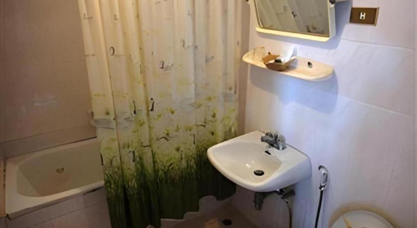 Ubon Hotel Ubonratcsathani Kültér fotó