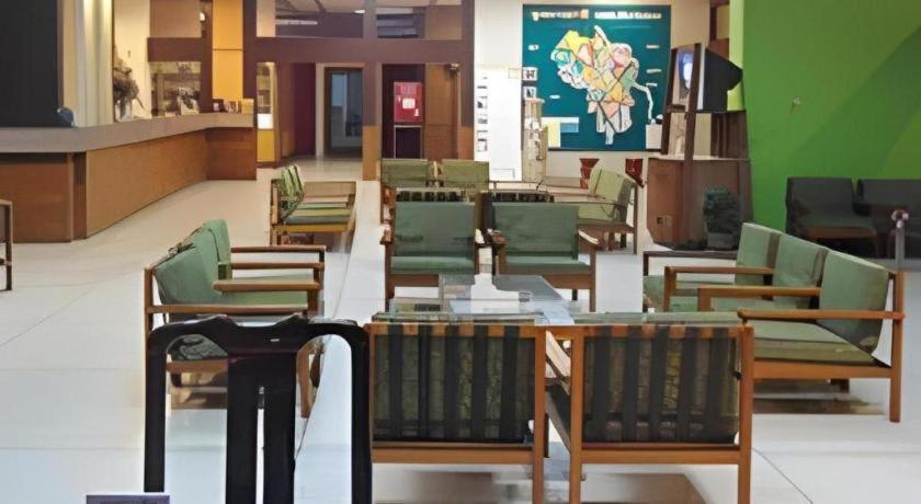 Ubon Hotel Ubonratcsathani Kültér fotó